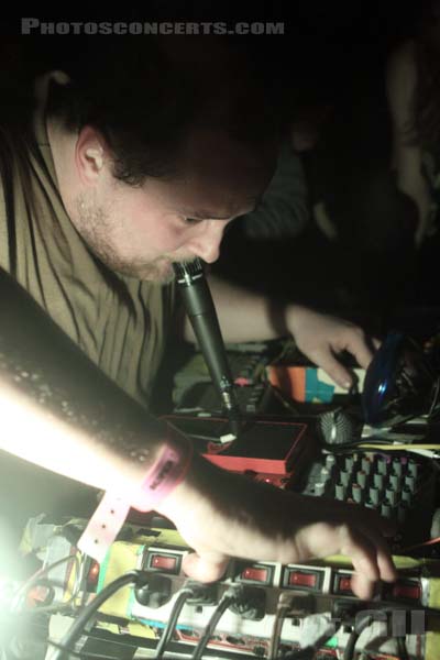 DAN DEACON - 2011-04-07 - PARIS - Gaite Lyrique - 